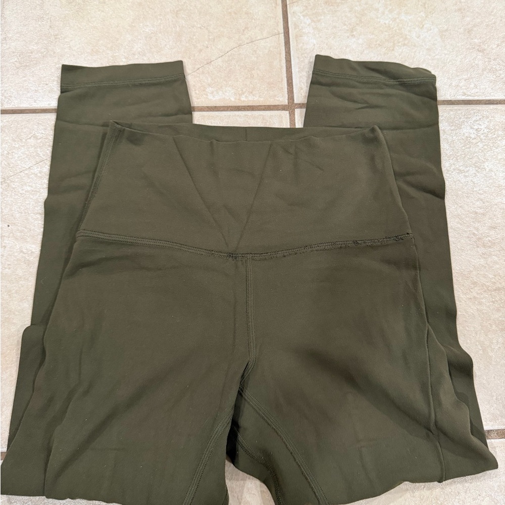 Lululemon Crop 21”